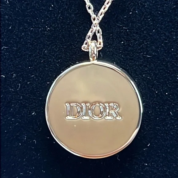 Dior • Gold J'adore Necklace - Picture 10 of 15